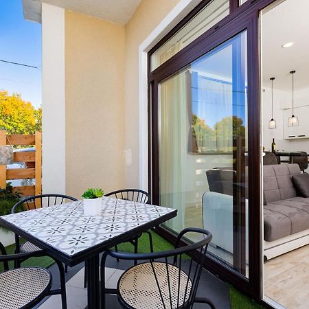 Apartments Meri Sveti Ivan  المظهر الخارجي الصورة