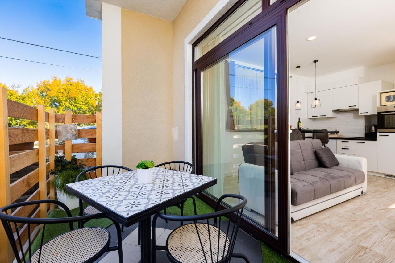 Apartments Meri Sveti Ivan  المظهر الخارجي الصورة
