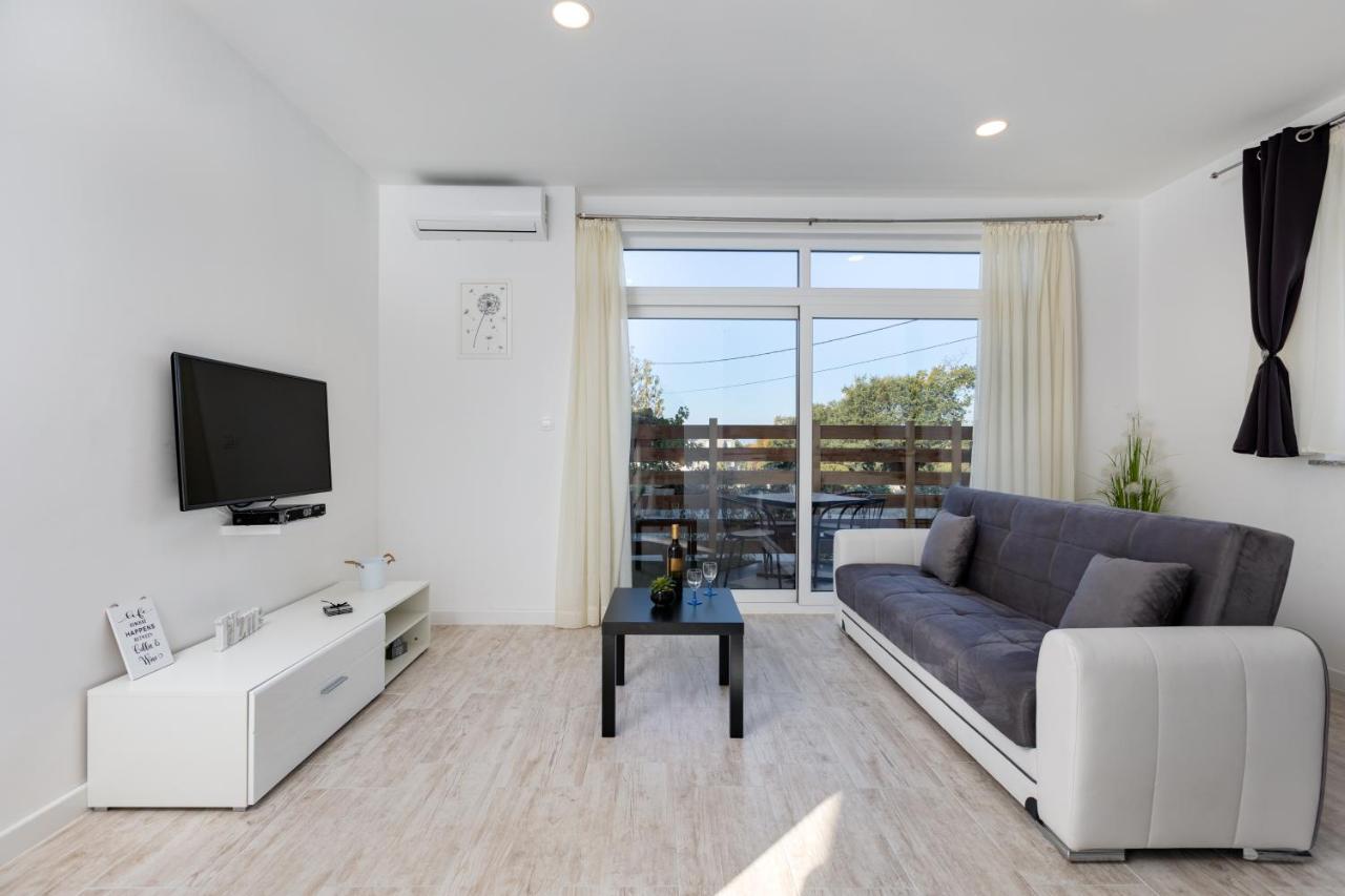 Apartments Meri Sveti Ivan  المظهر الخارجي الصورة