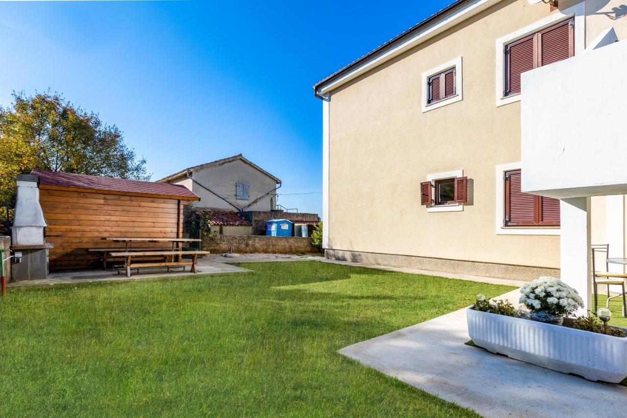 Apartments Meri Sveti Ivan  المظهر الخارجي الصورة